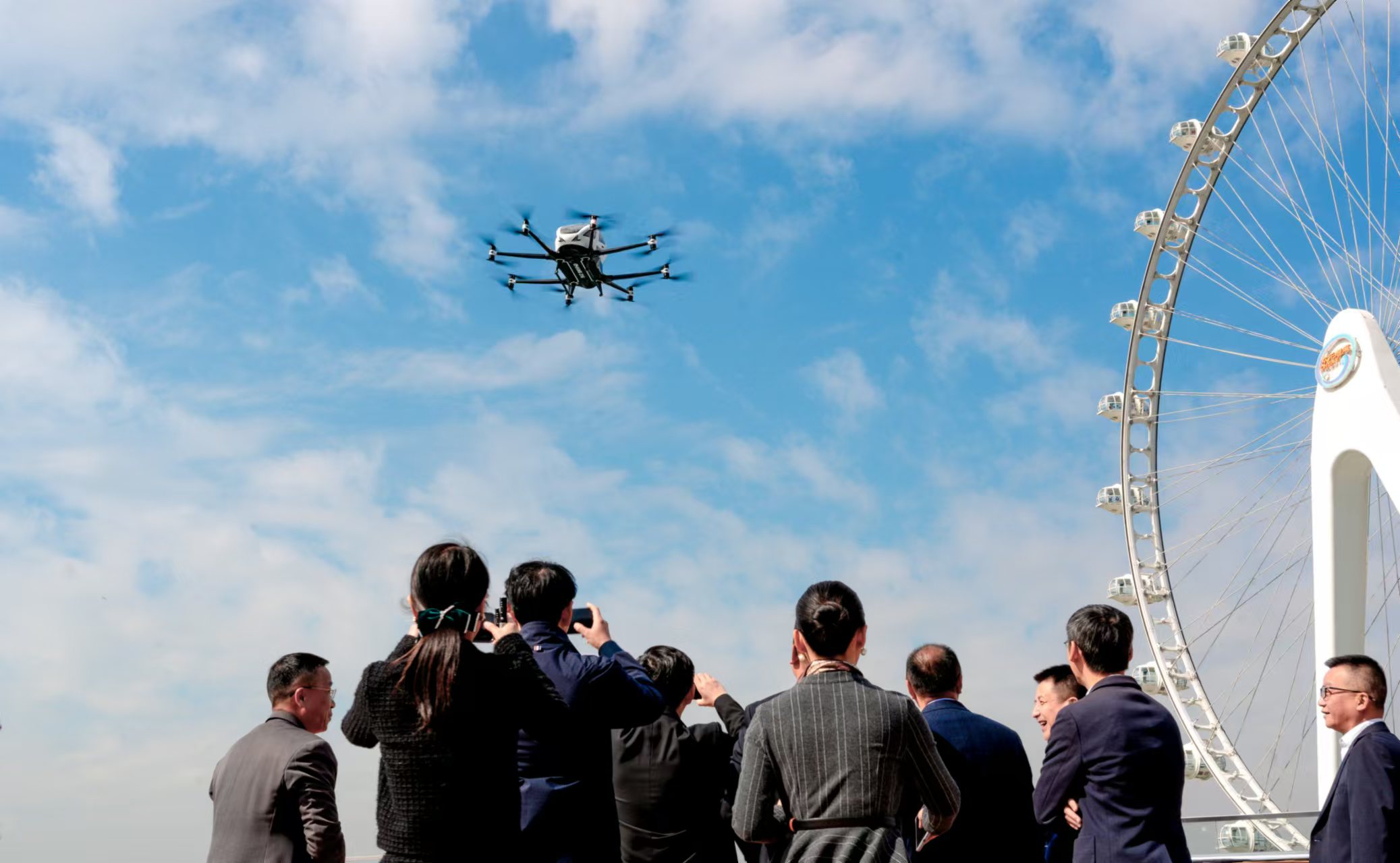 全国首个无人驾驶载人航空器城市空中交通运营中心在深圳宝安区启用。宝安区委宣传部供图