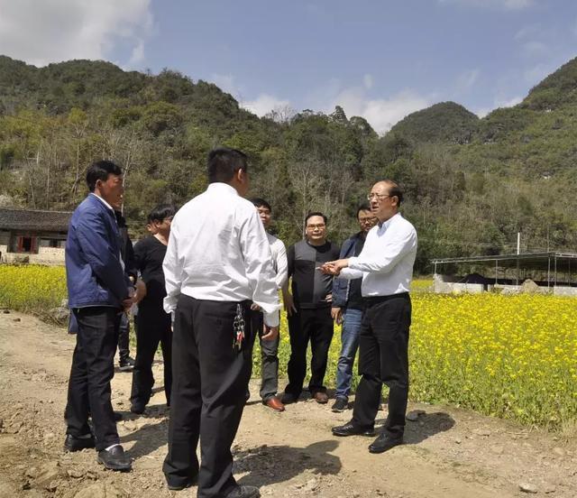 乡村公路修建问题 - 都匀市委书记 - 黔南州 - 贵州省