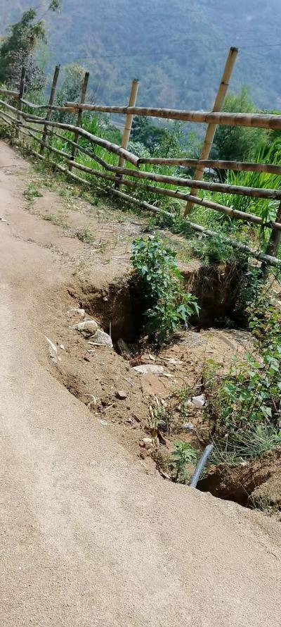 云南省云县大寨团结村西山寺组村屯道路 临沧市委书记杨浩东