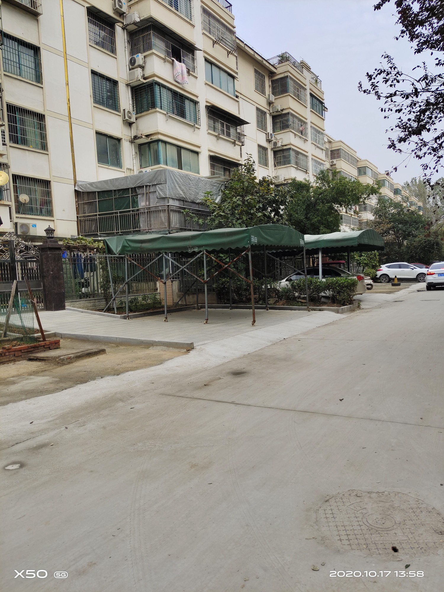 颍州区刘琦花园私搭乱建,霸占公共区域 - 阜阳市委书记杨光荣 - 阜阳