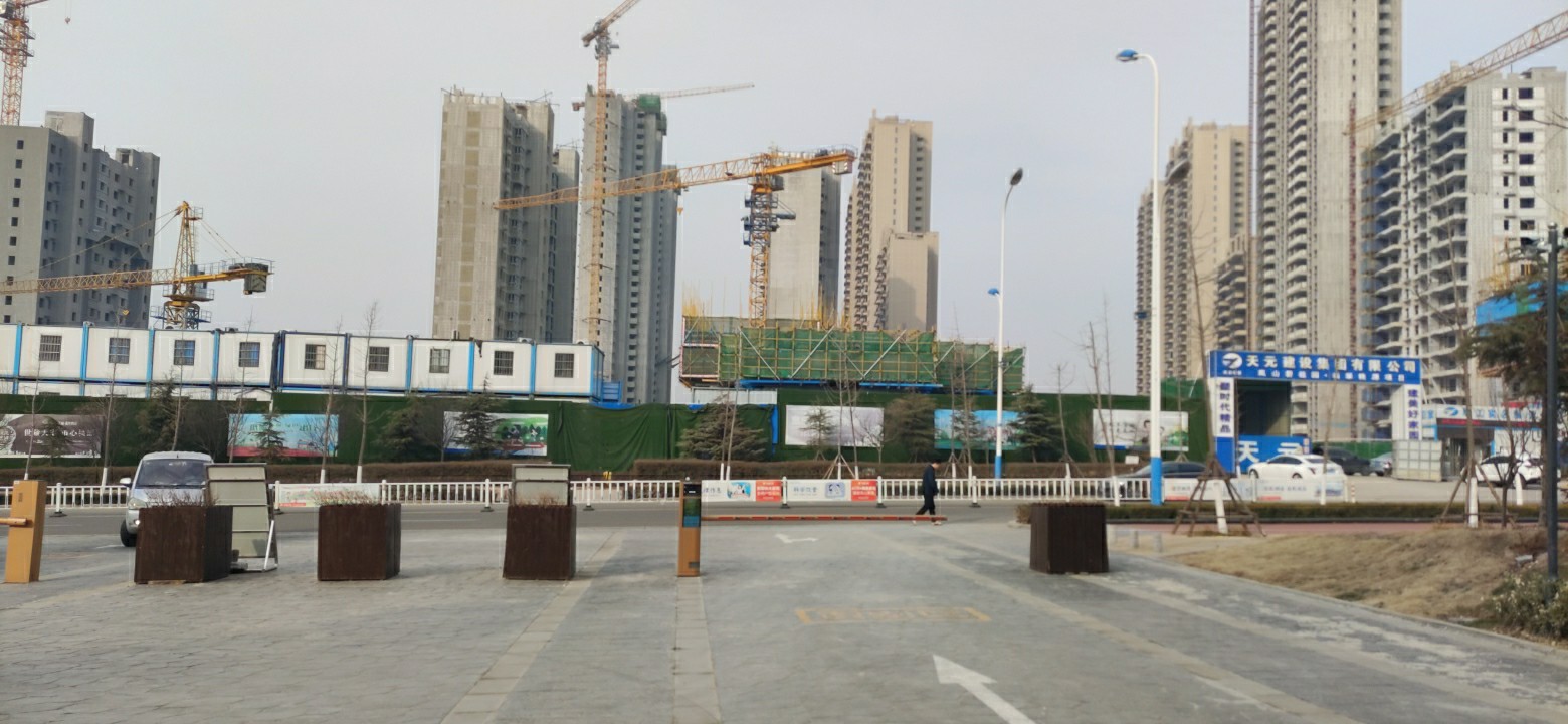 关于安泰华府门口护栏问题 - 岚山区委书记 - 日照市 - 山东省 - 领导