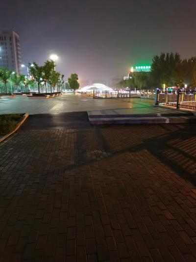 鹿邑县委书记李刚