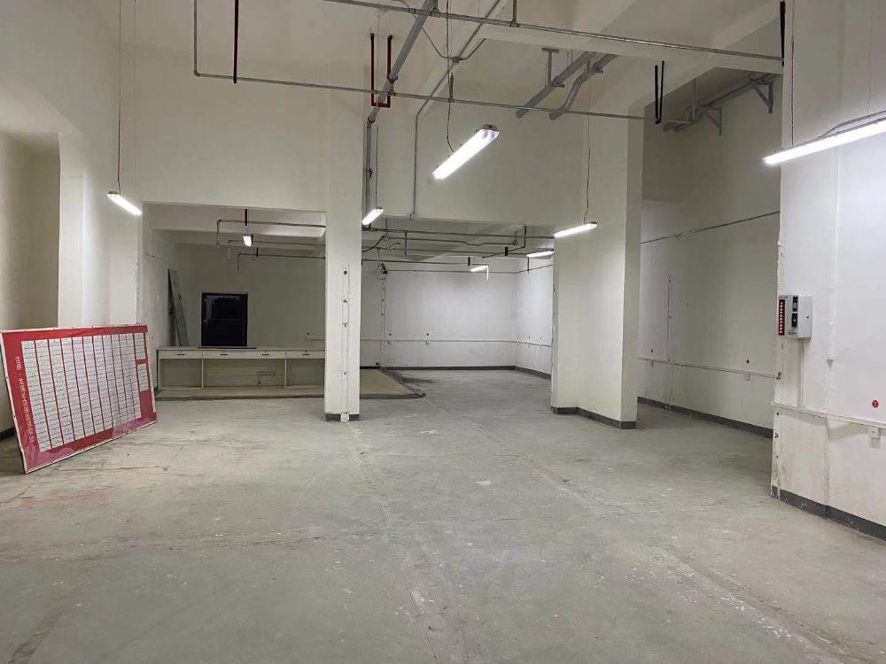 龙湾半岛小区电动车停放问题 - 汉中市委书记钟洪江 - 汉中市 - 陕西