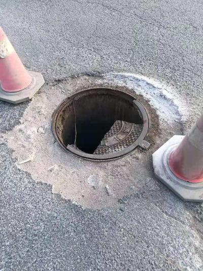 鞍山市委书记余功斌