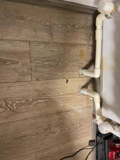 汉城壹号新房暖气多次漏水问题