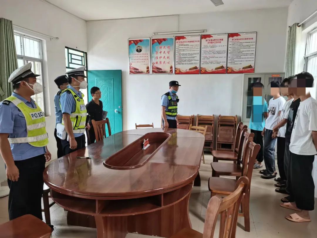 广西壮族自治区崇左市大新县委书记-领导留言板-人民网